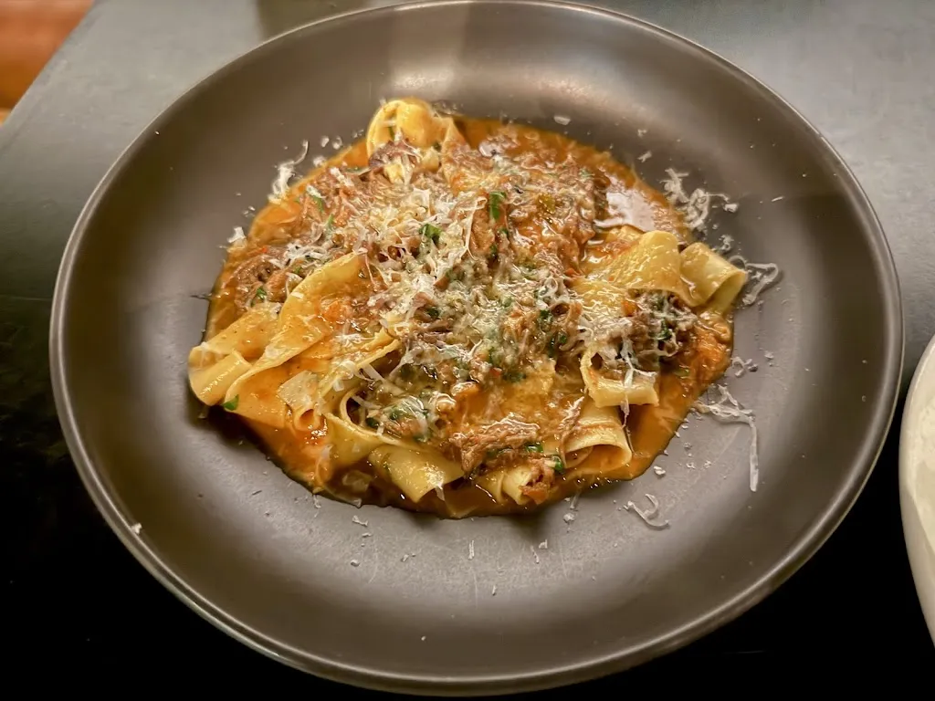 Hannah Alexander_eightysix restaurant_Canberra_review