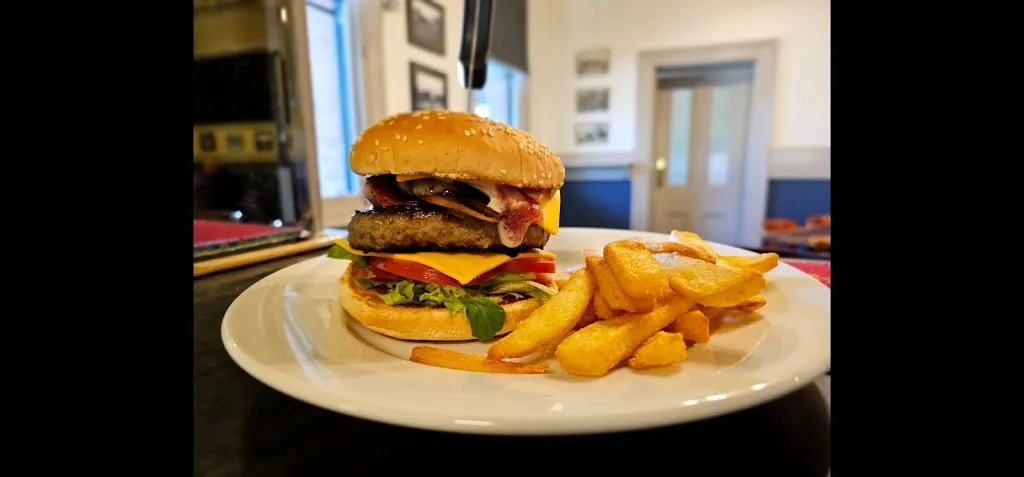 Terminus Hotel Tocumwal restaurant in Barooga