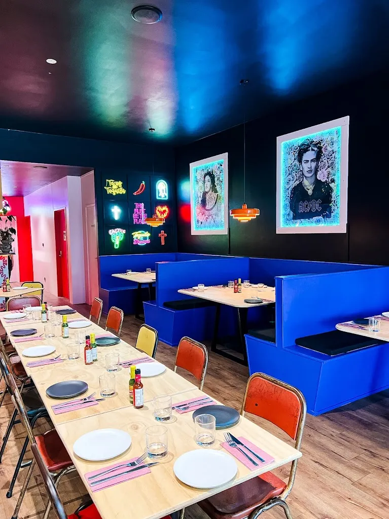 Hernandos Wyong restaurant in Bateau Bay