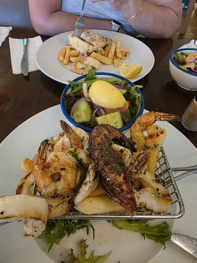 Livadi Restaurant at Botany Golf Club_Chifley_slider_image_2