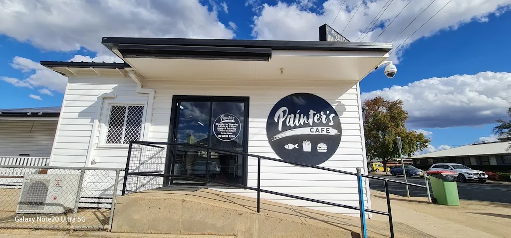 Painter's Cafe restaurant in Batlow