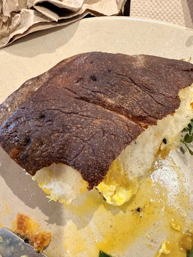 sahar H_Cafe Evolve_Bega_review