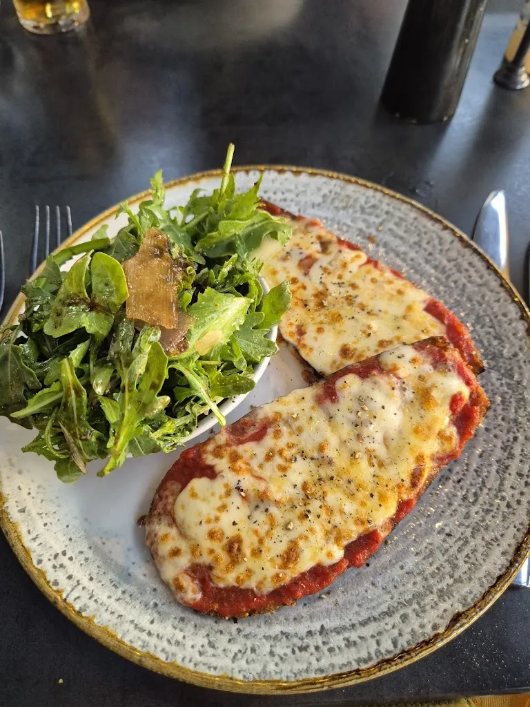 Amelia Byrne_Cellar 47_Bega Valley_review