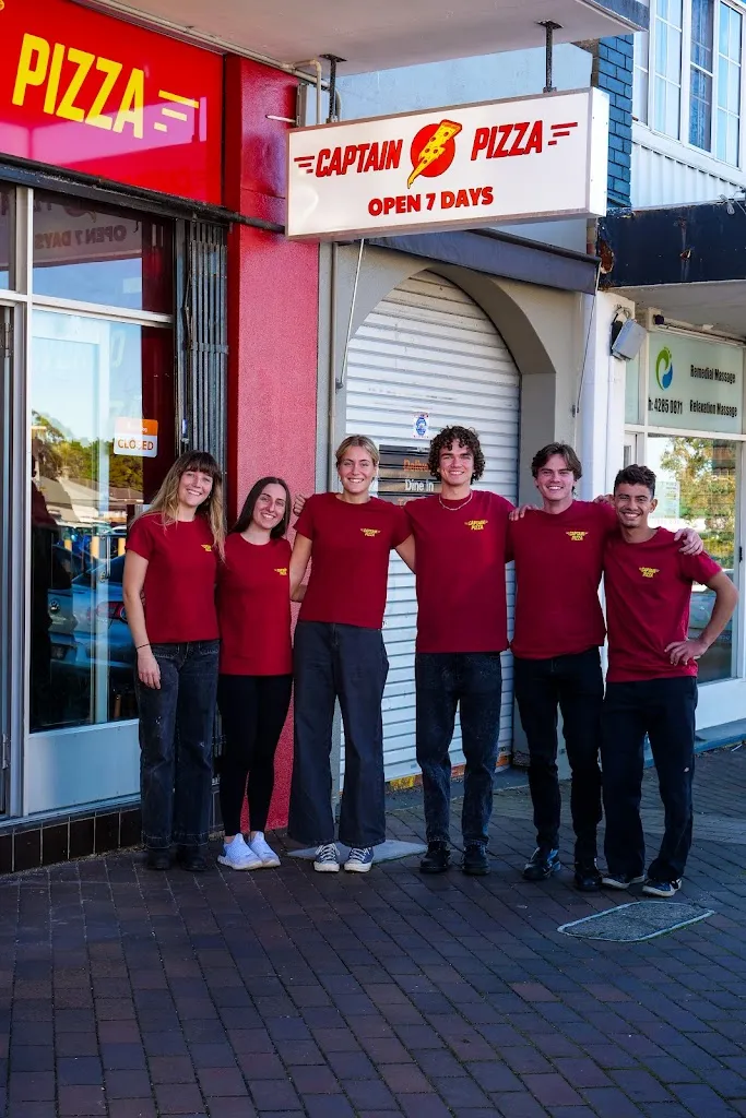 Captain Pizza Corrimal restaurant in Bellambi