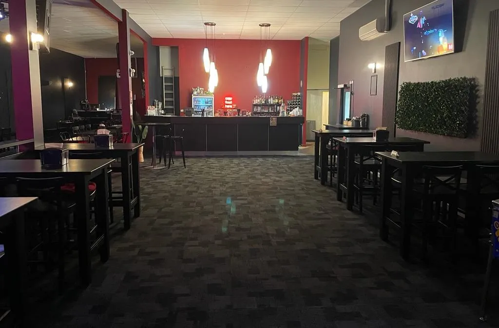 Diamond Dogs Music Lounge & Bar restaurant in Berkeley