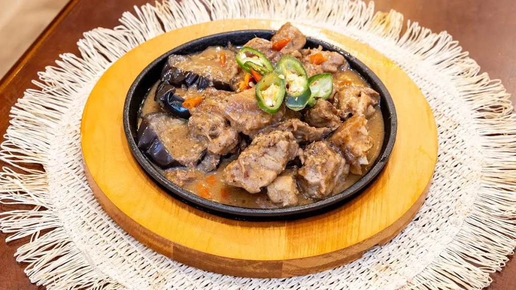 Menu_Kamusta Filipino Cuisine_Chisholm_image_old_2