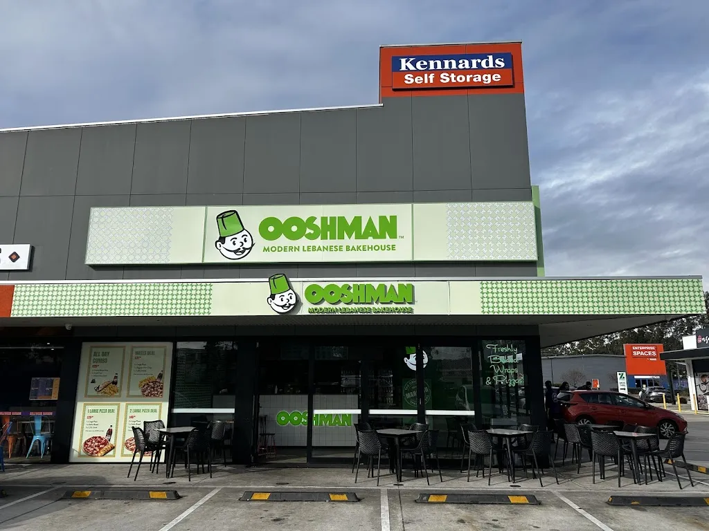 OOSHMAN Penrith restaurant in Berkshire Park
