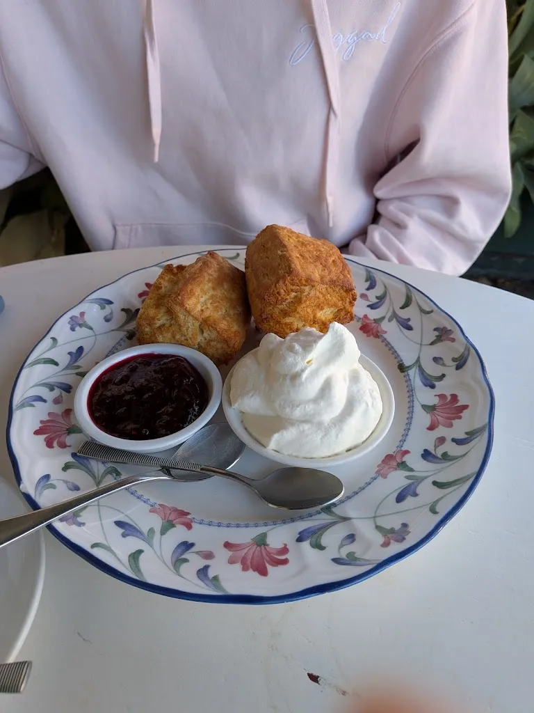 Josh D_The General Cafe_Berry_review