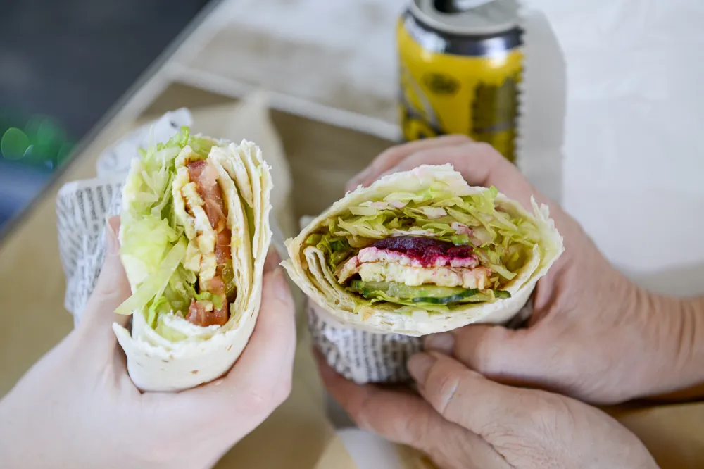 Wrap & Roll_Berry_slider_image_3