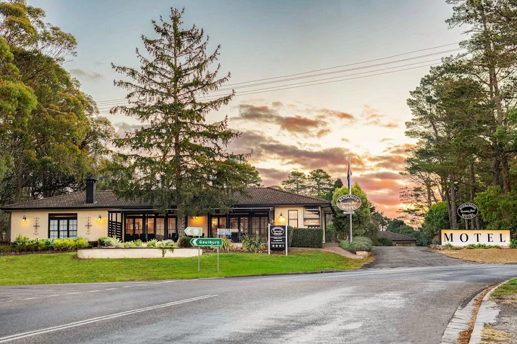 Bundanoon Motel restaurant in Berry