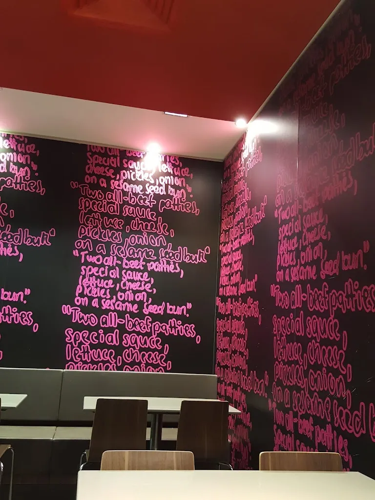 McDonald's Kippax restaurant in Charnwood