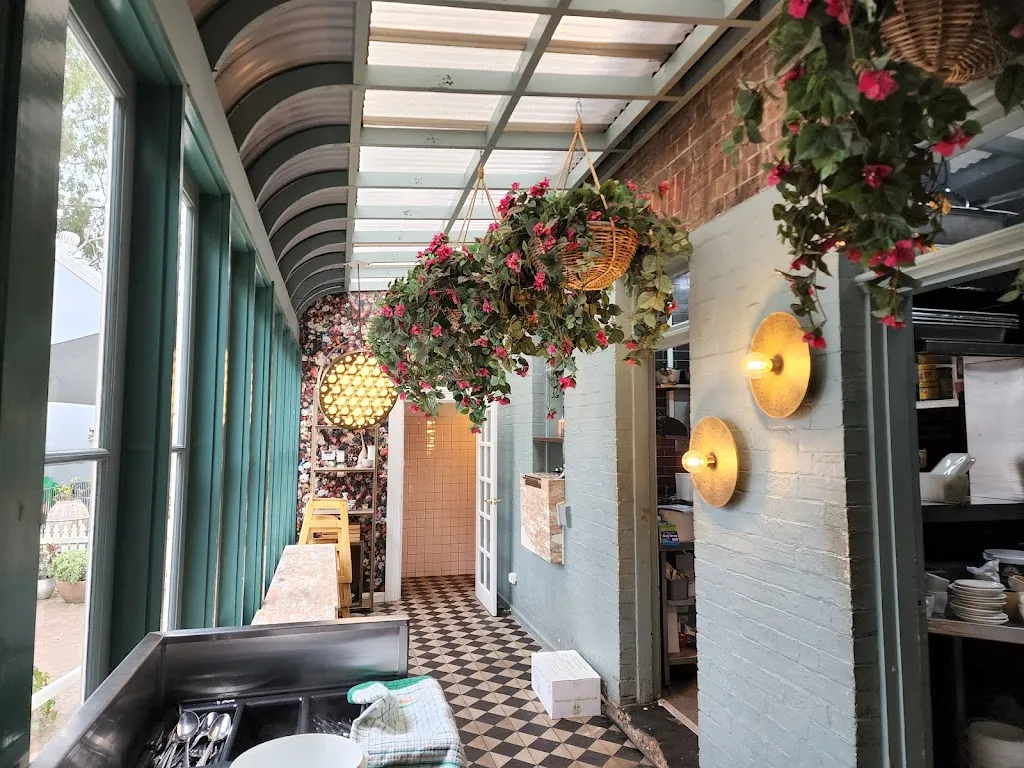 Percy Plunkett restaurant in Bidwill