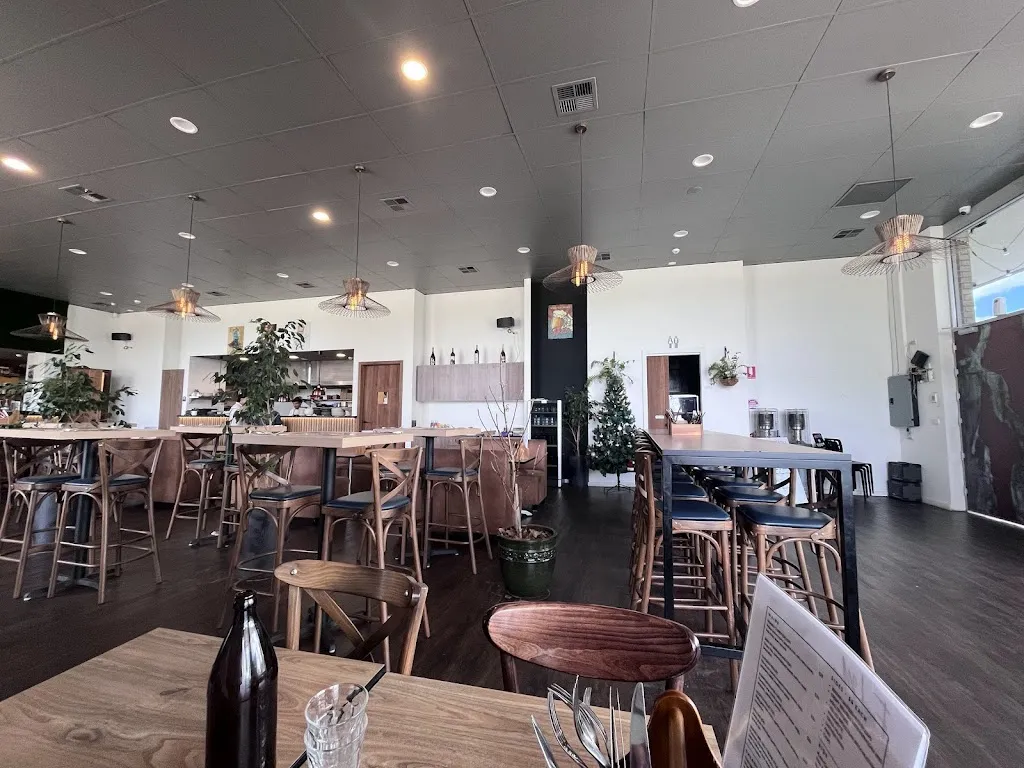 Tbone Coombs restaurant in Coombs