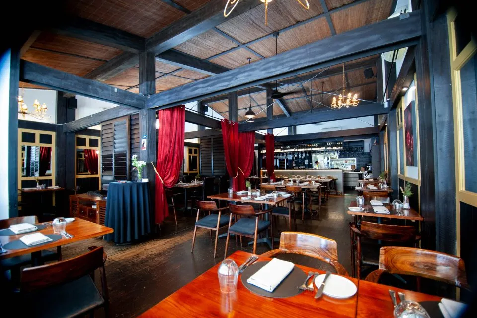 Les Bistronomes restaurant in Ainslie