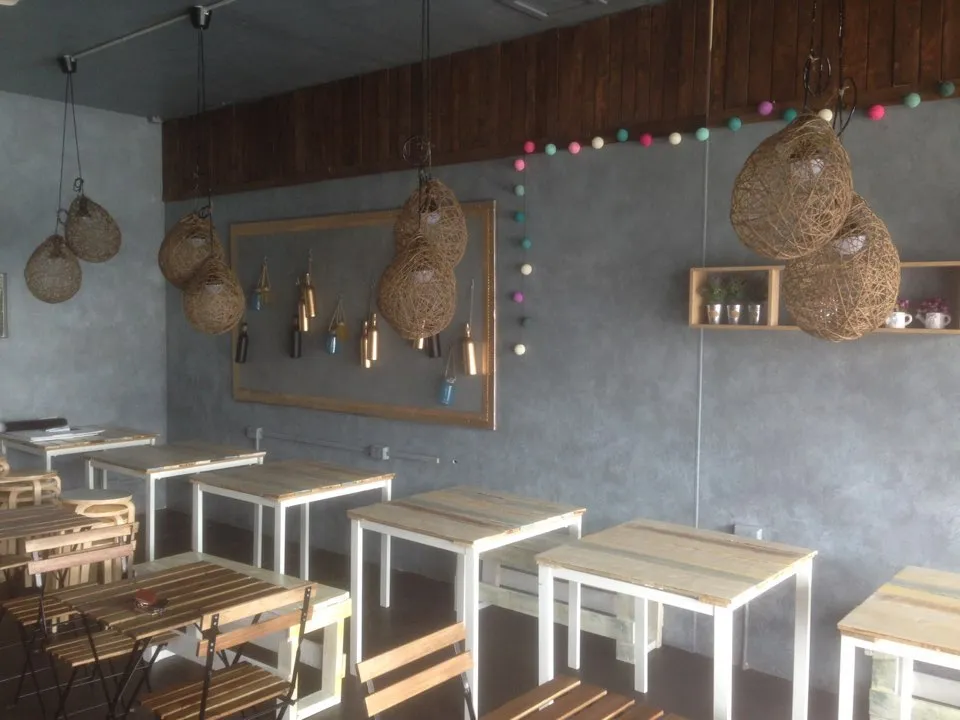 Hungry Bears restaurant in Bonville