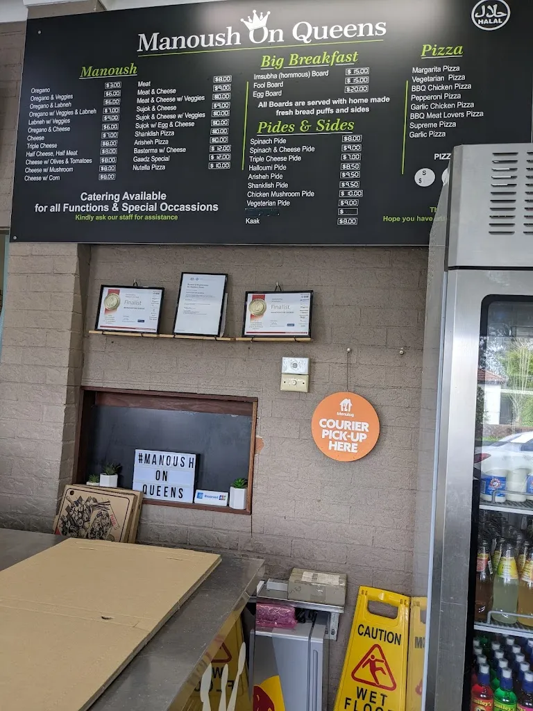 Menu_Manoush on Queens_Chifley_image_old_1