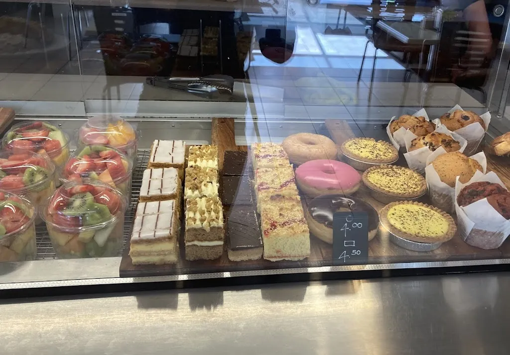 HANGRY Cafe & Catering restaurant in Bow Bowing