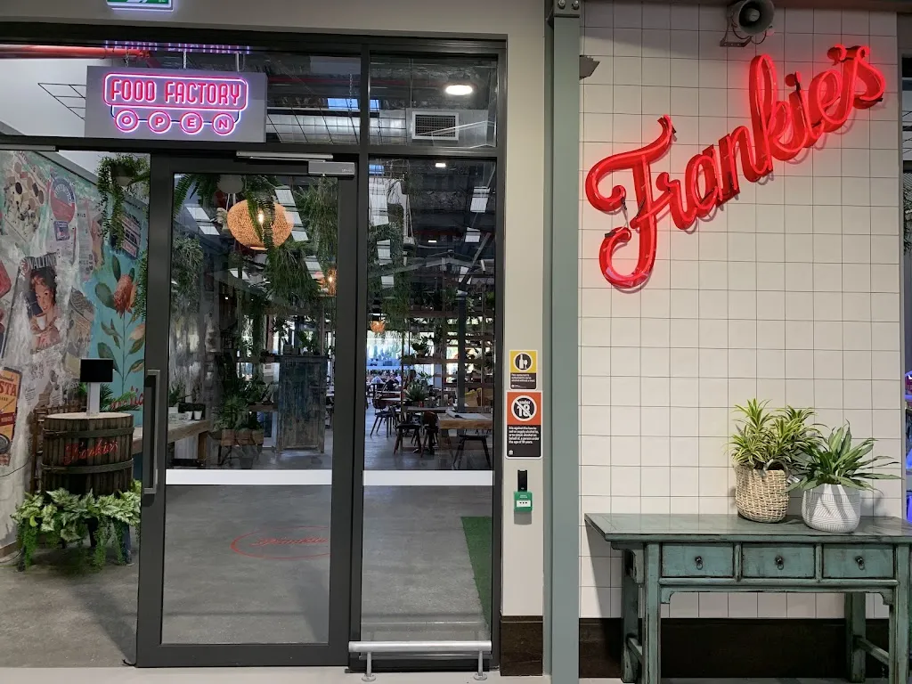 Frankie's Food Factory Milperra restaurant in Chifley