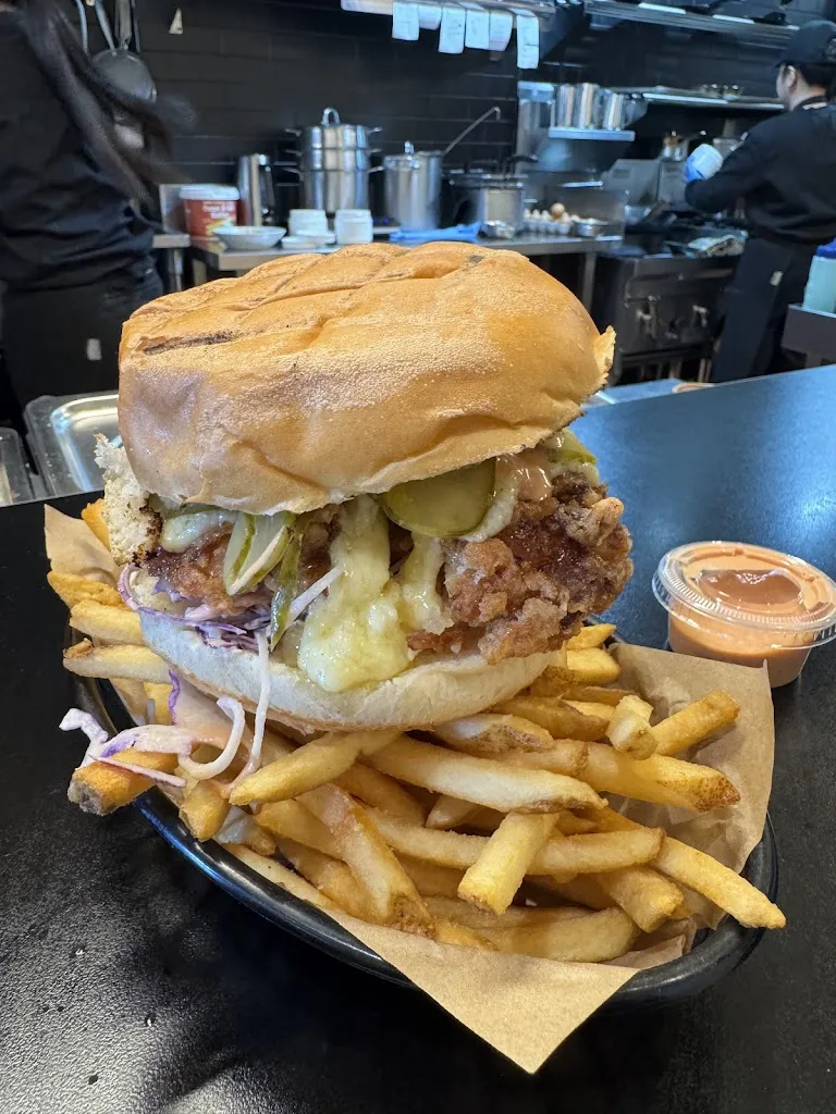 8Things Eatery_Bullaburra_slider_imagen_3