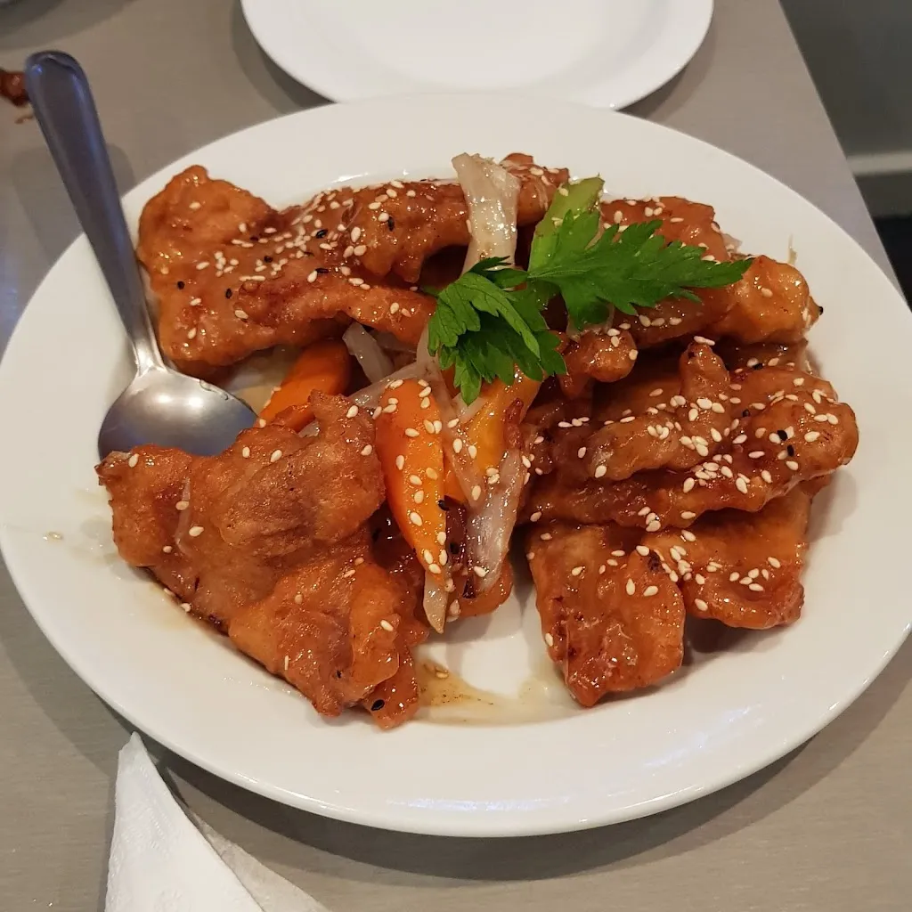 Rathmines Chinese Restaurant restaurant in Buttaba