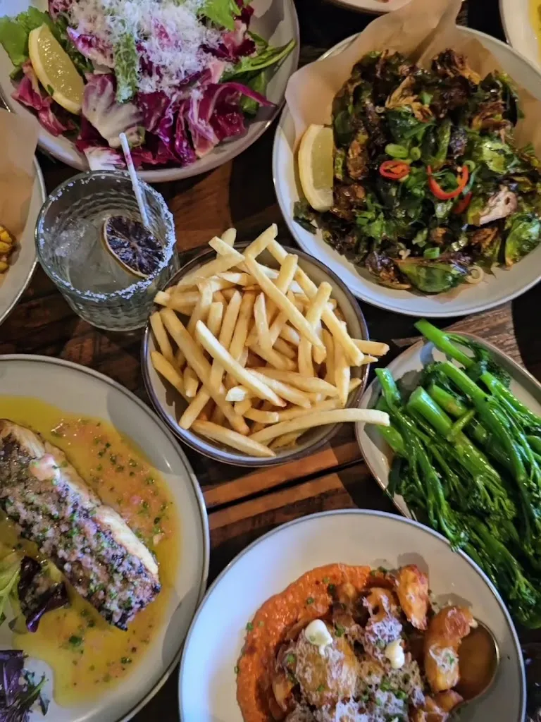 Salmon & Bear - Crows Nest_Cammeray_slider_bild_2