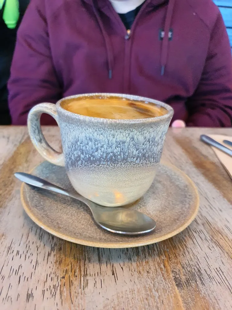 Jess Flower_Kynefin Cafe_Amaroo_review