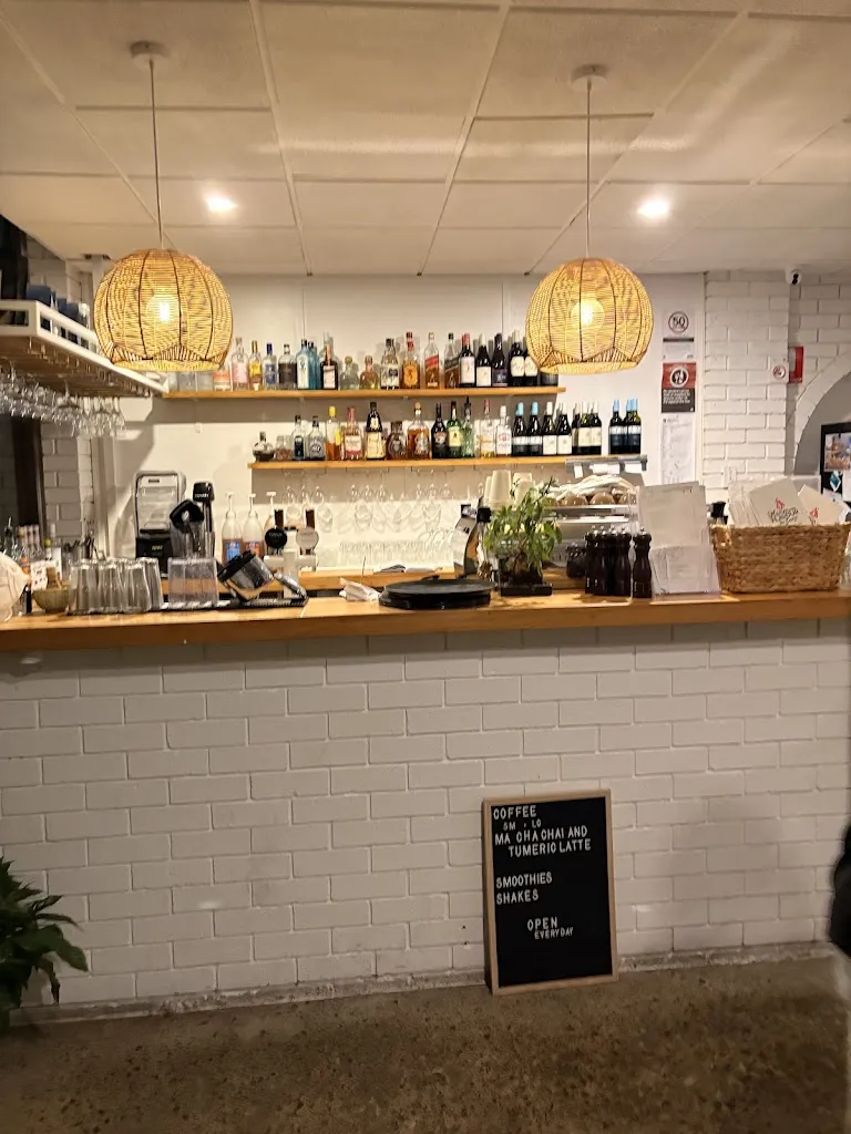 Flame N Flavours restaurant in Campsie