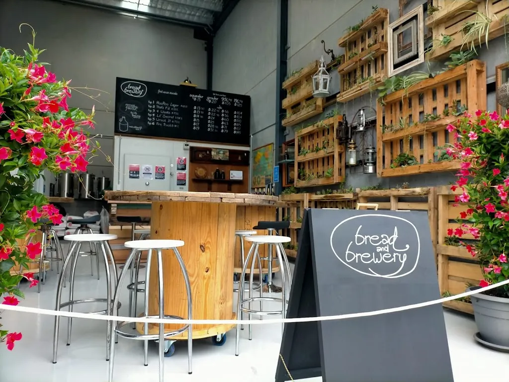 Bread and Brewery restaurant in Caves Beach