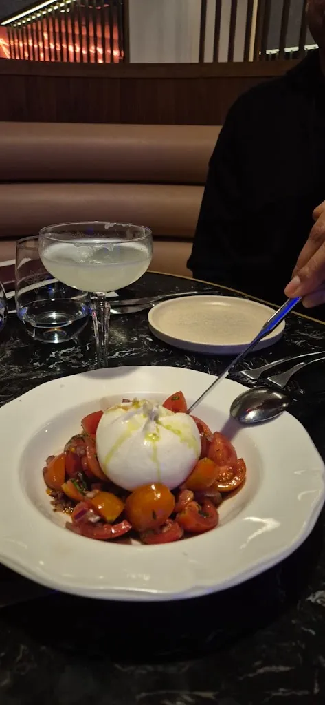 D V_Mitran Da Dhaba Glassy Junction_Cherrybrook_review