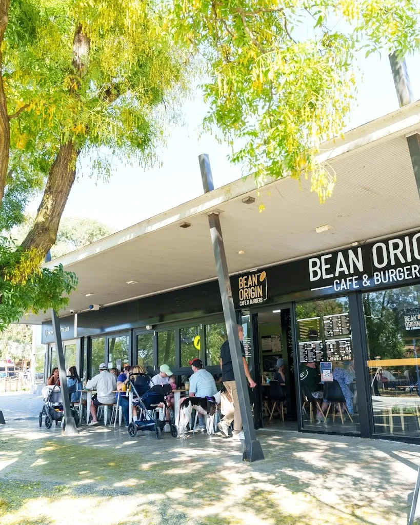 Bean Origin Kippax restaurant in Aranda