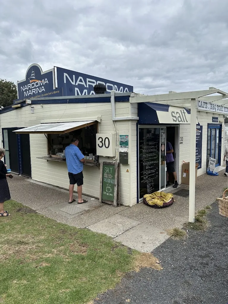 Kattalinas On the Marina restaurant in Dalmeny