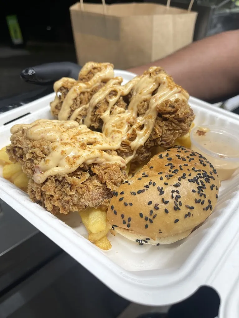 Hot & Krispy_Dean Park_slider_bild_2