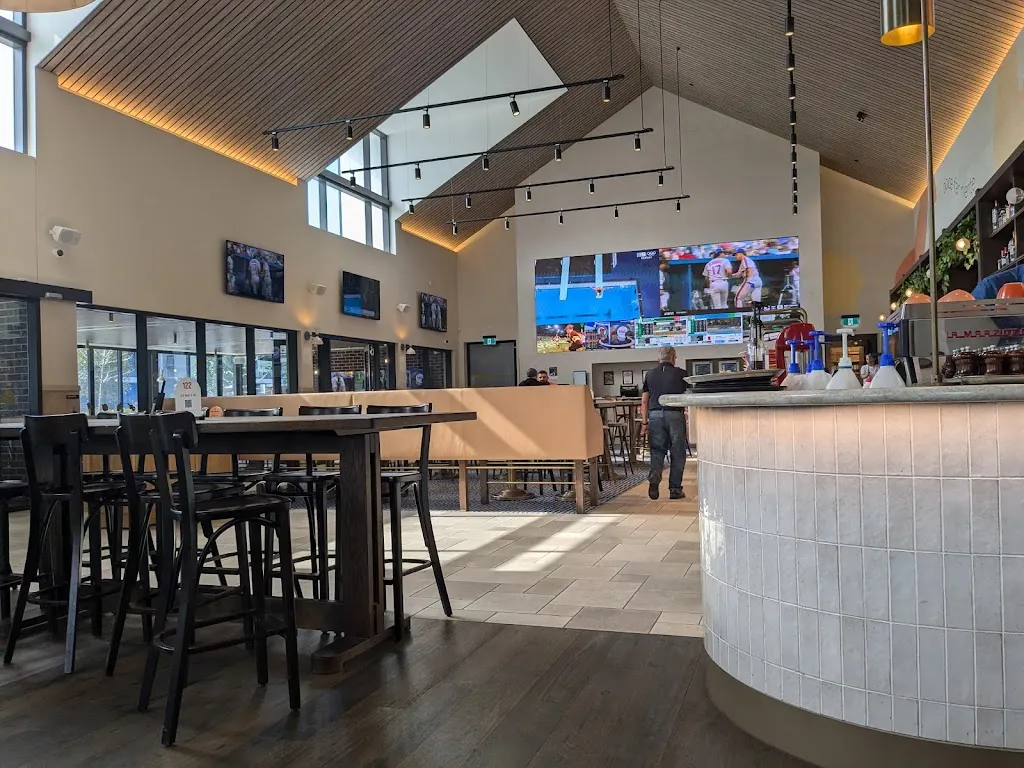 Brooks Tavern_Dharruk_slider_immagine_1