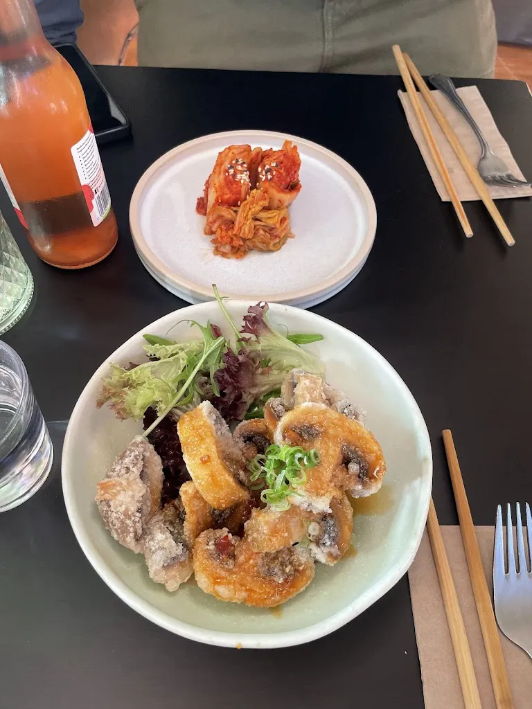 Lizzie N_Maseul_Dorrigo_review
