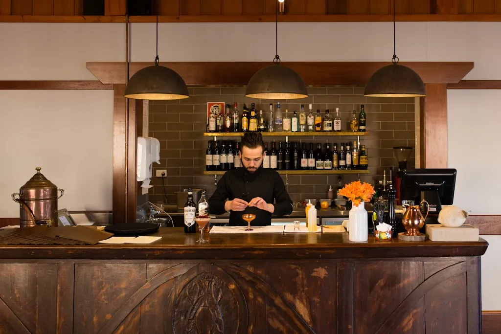 Limone Dining restaurant in Griffith