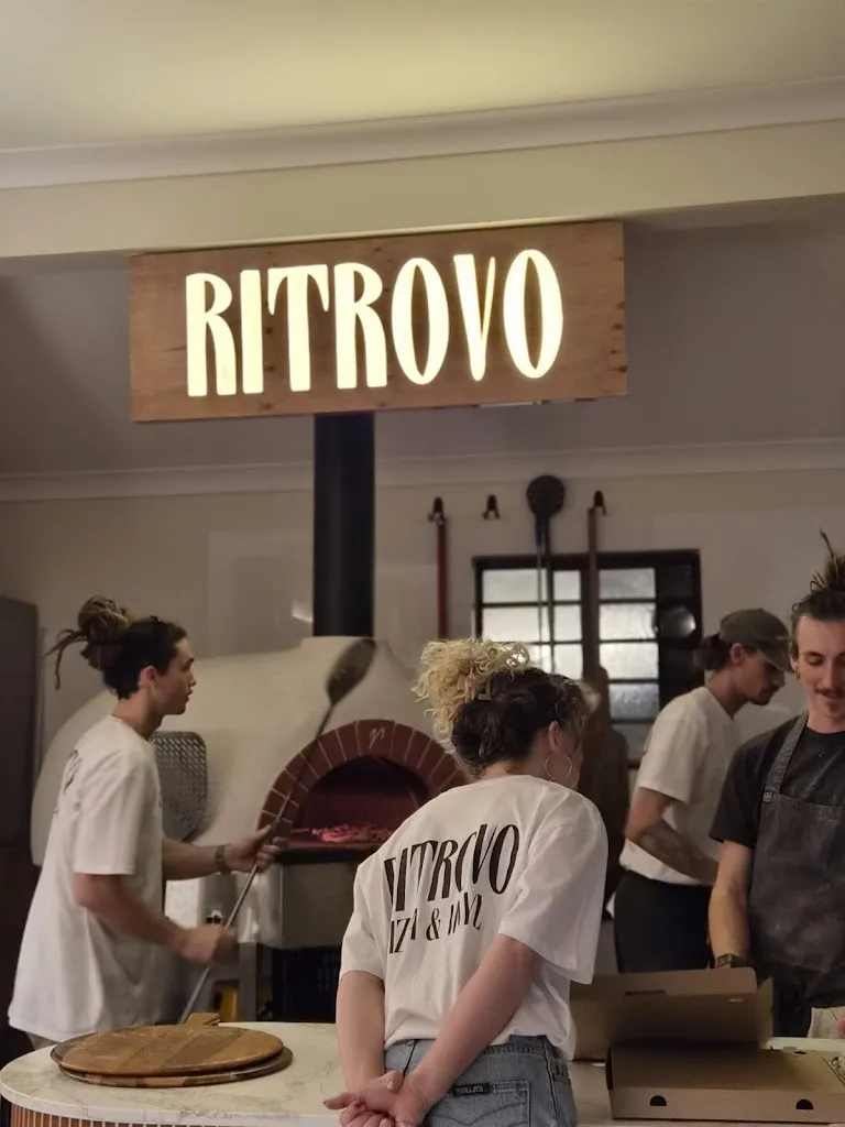 Ritrovo Pizza & Vinyl restaurant in Farmborough Heights