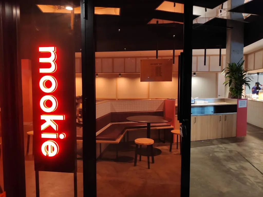 Mookie Burger restaurant in Gilmore