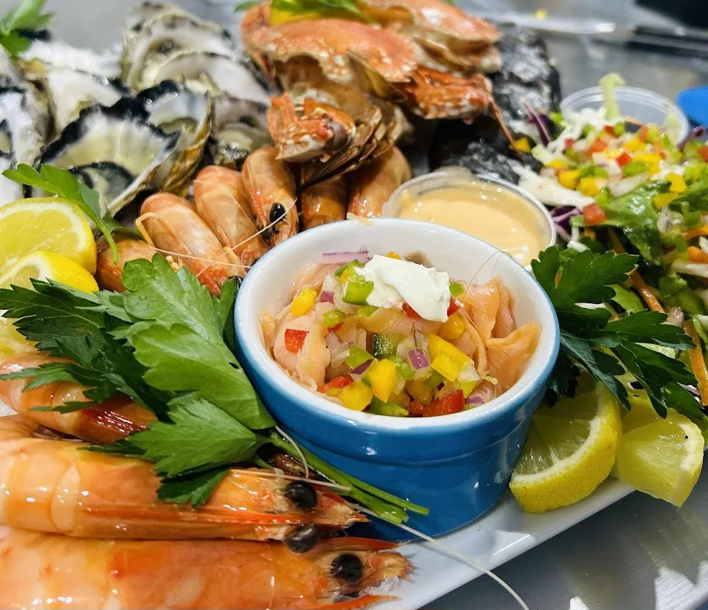 Waterline Boathouse Seafood Restaurant & Oyster Bar restaurant in Forster