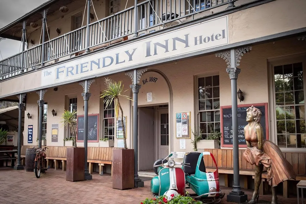 The Friendly Inn Hotel restaurant in Gerringong