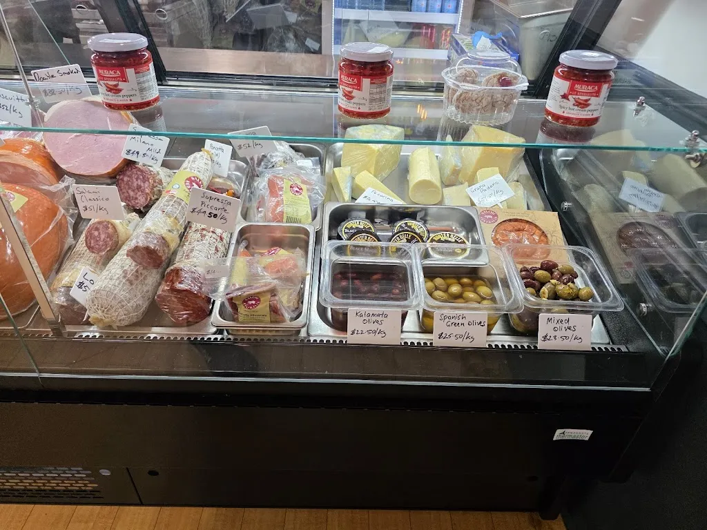 Good Fella's Deli restaurant in Harrington