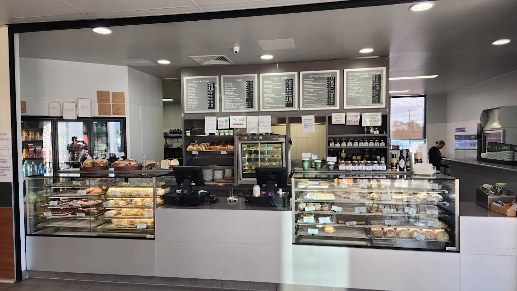 Holbrook Southern Bakery restaurant in Holbrook