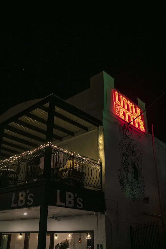 Little Betty's restaurant in Jamberoo