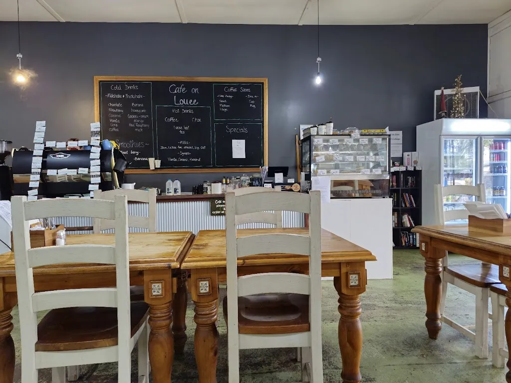 Cafe On Louee_Kandos_slider_immagine_3