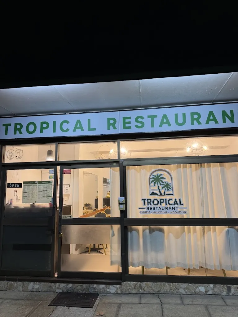 Tropical Restaurant Como restaurant in Kareela