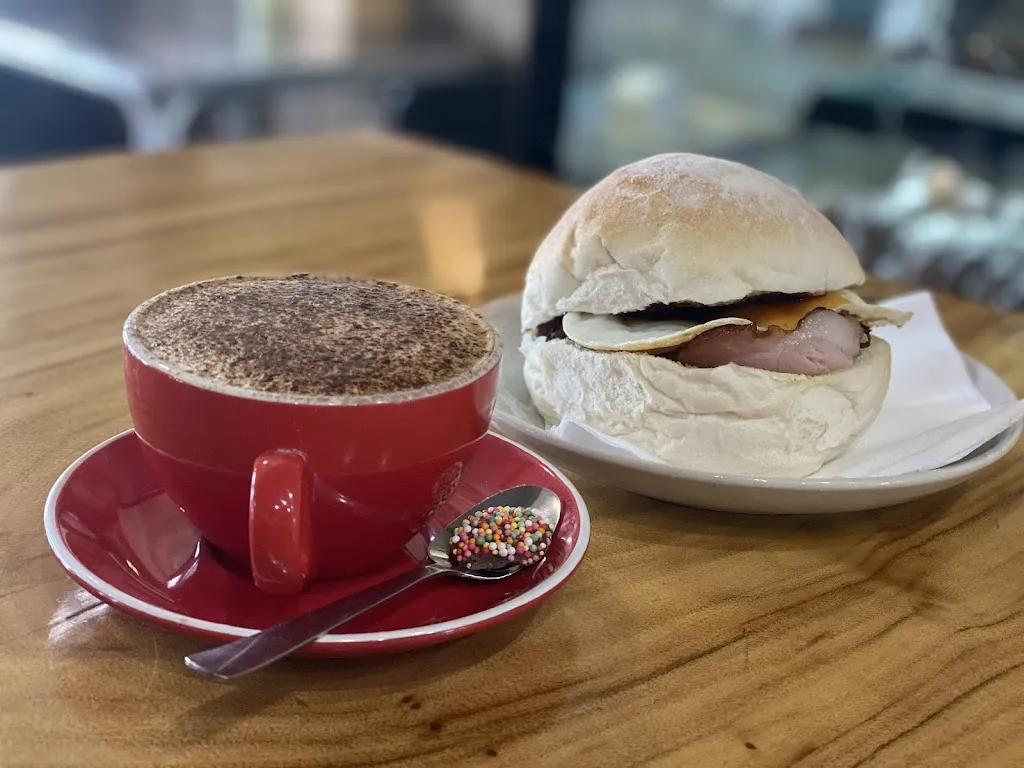 Rascal's @ Toowoon_Killarney Vale_slider_bild_2