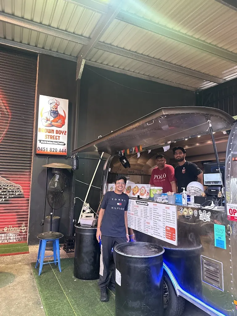 Brown Boyz Street restaurant in Kings Langley