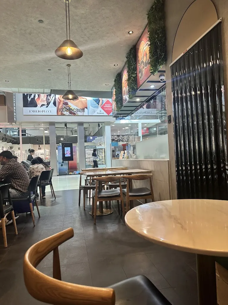 Naughty Naan restaurant in Holder