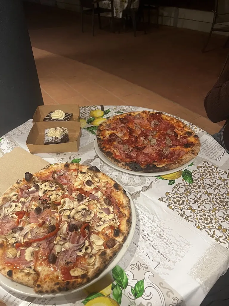 Toscano Pizzeria restaurant in Kyogle