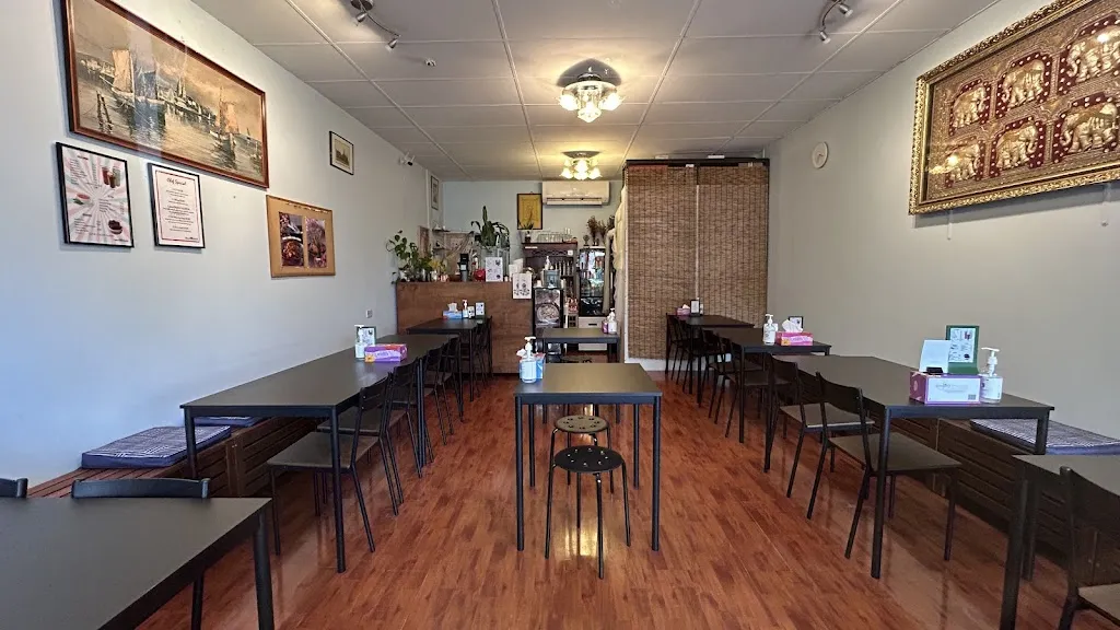 V Thai by Rice on Me Restaurant restaurant in Lake Macquarie Shire