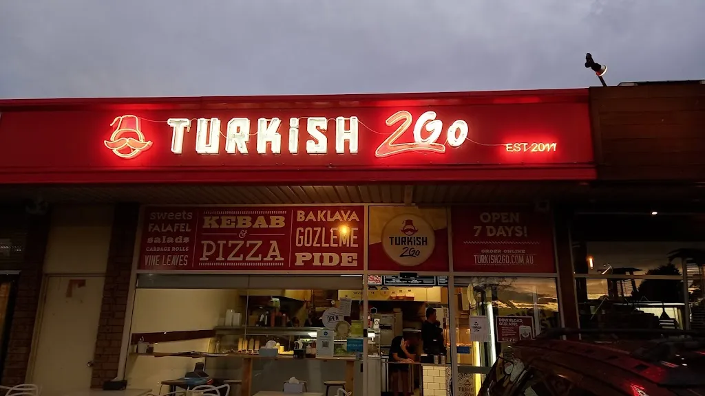 Turkish 2 Go Kebab & Pizza restaurant in Leonay